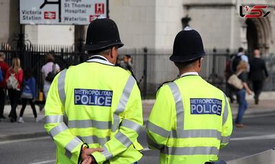 روش عجیب پلیس اسب سوار لندن برای دستگیری متهم سیاه پوست + فیلم