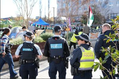 ضرب‌الاجل پلیس برای دانشجویان دانشگاه ملی استرالیا