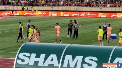 گرم کردن تیم شمس آذر قبل از دیدار با پرسپولیس - پارس فوتبال | خبرگزاری فوتبال ایران | ParsFootball