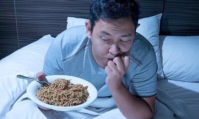دیر شام خوردن خطر ابتلا به این بیماری را بالا می‌برد