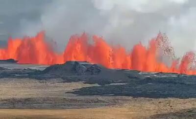 ببینید / صحنه‌هایی تماشایی از فوران آتشفشان در ایسلند
