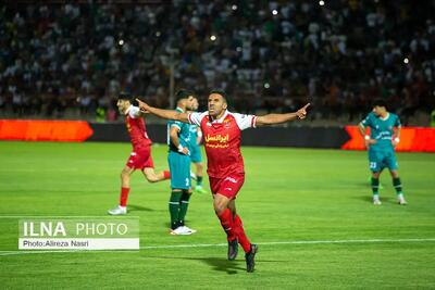 پرسپولیس با سه گل تیم شمس آذر قزوین را شکست می‌دهد
