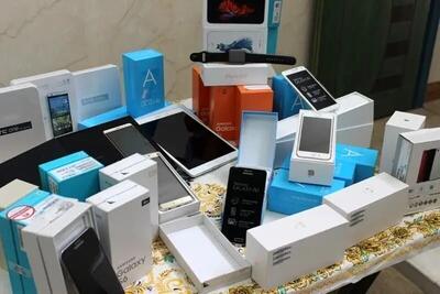 گمرک: واردات تلفن همراه هوشمند با نشان تجاری اپل ممنوع است