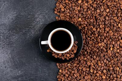 چای و قهوه وابستگی ایجاد می‌کنند؛ از فواید و مضرات چای و قهوه چه می‌دانیم؟
