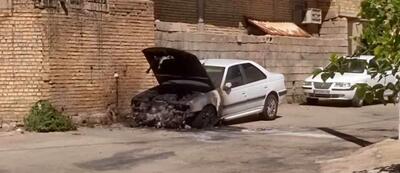خودروی عضو شورای شهر ایذه در آتش سوخت