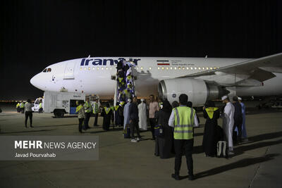 اولین پرواز اعزام زائران حج تمتع استان فارس