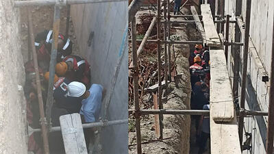 سقوط هولناک کارگر جوان در محل گودبرداری + تصاویر عملیات نجات