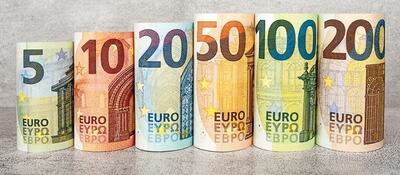 قیمت یورو (ّبانکی)، امروز ۱۲ خرداد ۱۴۰۳