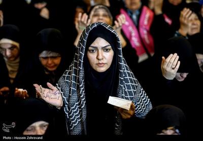 مراسم دعای کمیل در مدینه منوره- عکس خبری تسنیم | Tasnim