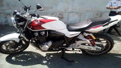 توقیف موتورسیکلت غیر مجاز و عامل مزاحمت شهروندان در رفسنجان