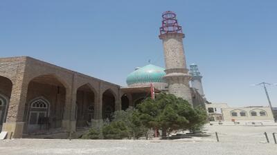 نمایی از آستان مقدس امامزاده هادی (ع) با قدمت ۱۰۰۰ ساله در فین کاشان + فیلم