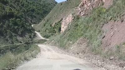 وضعیت نامناسب و خطرناک جاده روستای شوراب از لنز دوربین شهروند خبرنگار