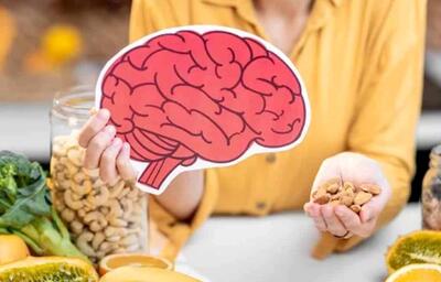 مغز خود را با کدام خوراکی سالم و تازه کنیم؟