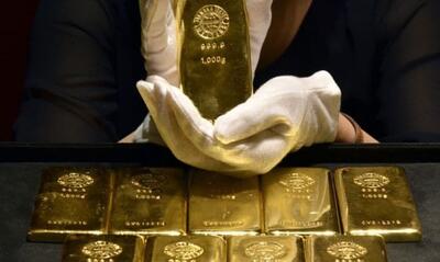 قیمت طلا ثابت ماند / هر اونس طلا چند دلار شد؟
