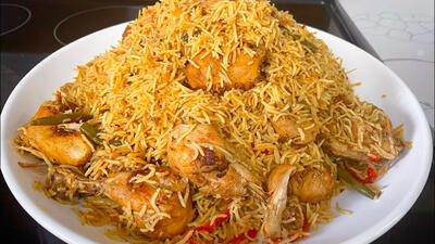 (ویدئو)  نحوه پخت پلو مرغ افغانی به سبک یک آشپز باتجربه