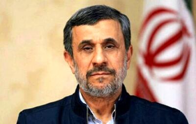 محمود احمدی نژاد ژست پیروزی در انتخابات گرفت+ عکس