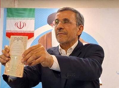 نامزد پر حاشیه آمد / همه حاشیه‌های حضور احمدی‌نژاد در وزارت کشور
