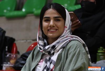 فرشته کریمی: در فوتبال زنان کسی مثل نکونام رفتار نمی‌کند؛ از وحید امیری تشکر می‌کنم - پارس فوتبال | خبرگزاری فوتبال ایران | ParsFootball