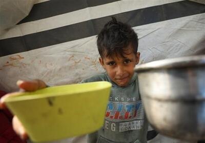 تصویر دردناک یک کودک دیگر در غزه که از گرسنگی جان باخت - تسنیم
