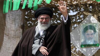 روایتی از ۳۵ سال رهبری انقلاب اسلامی با زعامت آیت‌الله خامنه‌ای