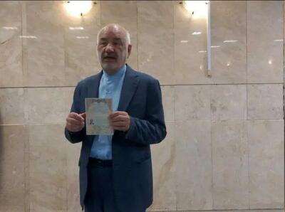 حسن کامران داوطلب کاندیداتوری انتخابات ریاست‌جمهوری شد