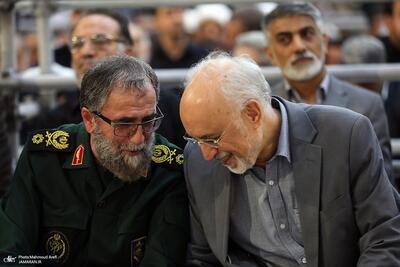 (تصاویر) حضور شخصیت‌های سیاسی و لشکری در سالگرد ارتحال امام خمینی