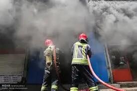 آتش سوزی در کارخانه چسب بروجن مهار شد