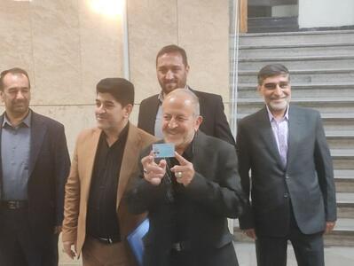 علیرضا افشار داوطلب کاندیداتوری انتخابات ریاست‌جمهوری شد