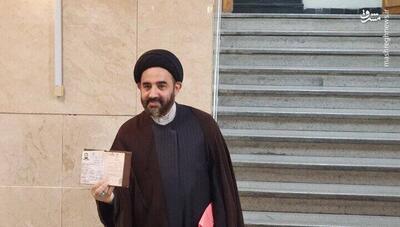 عکس/ حضور موسوی در ستاد انتخابات کشور