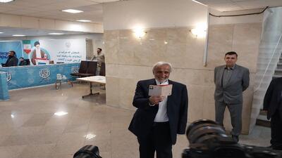 نادران برای انتخابات ریاست جمهوری ثبت نام کرد