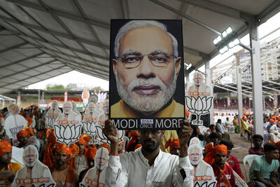 زلزله انتخاباتی در بازارهای هند؛ سهام ریخت، روپیه تضعیف شد