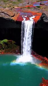 فیلم چشم نواز از  آبشار زیبای سالتو دل‌آگریو در آرژانتین
