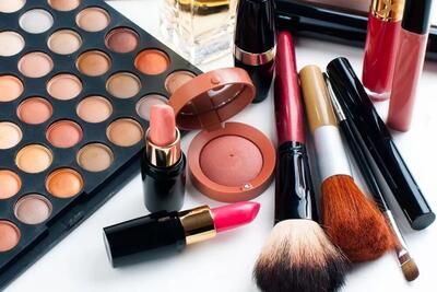 هشدار استفاده از رنگ‌های صنعتی و خطرناک در محصولات غیرمجاز آرایشی