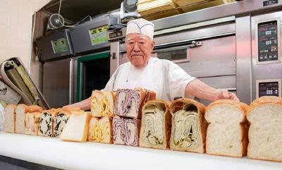 پخت محبوب ترین نان های ژاپن توسط یک نانوای 89 ساله (فیلم)