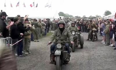رژه موتورسیکلت‌های جنگ جهانی دوم (فیلم)