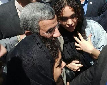 عکس/ تصویری عجیب از محمود احمدی‌نژاد در بازار تهران | اقتصاد24