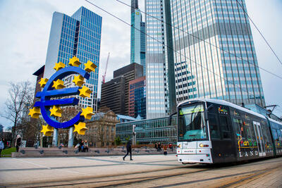 بانک مرکزی اروپا نرخ بهره را کاهش داد+جزئیات