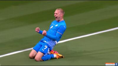 گل اول ایسلند به انگلیس توسط ثورستینسن - پارس فوتبال | خبرگزاری فوتبال ایران | ParsFootball