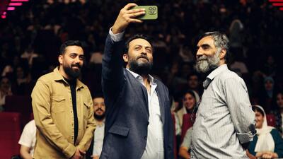 اکران افتتاحیه «عطرآلود» در شیراز برگزار شد/ مصطفی زمانی: در فیلم ما با جنس دیگری از دوست داشتن مواجه می‌شوید