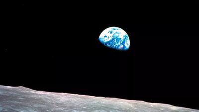 سقوط هواپیمای عکاس «طلوع زمین»، اولین عکس‌رنگی زمین از فضا/ ویلیام آندرس ۹۰ ساله حین خلبانی‌ کشته شد