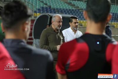 عکس| دیدار غیرمنتظره درویش با ستاره قطری در باشگاه پرسپولیس - پارس فوتبال | خبرگزاری فوتبال ایران | ParsFootball