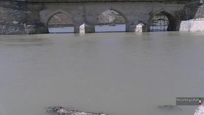جاری شدن آب در رودخانه اناربار گلپایگان