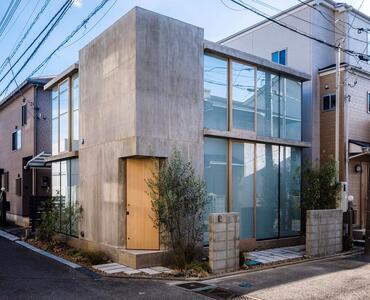 (تصاویر) معماری خاص خانۀ ژاپنی در زمین 70 متری