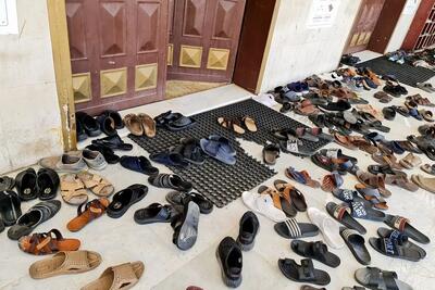 عجیب اما واقعی اخراج از کویت به جرم سرقت کفش در مسجد+فیلم