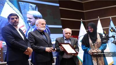 اهدای نشان عالی هنر به ۶ هنرمند صنایع دستی فارس
