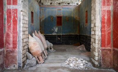 کشف «اتاق آبی» شگفت‌انگیز در ویرانه‌های 2 هزارساله (+عکس)