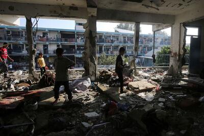 توقف کمک‌های انسانی به نوار غزه از این اسکله/بمباران 2 انبار مهم