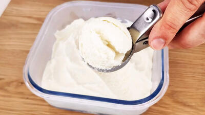 (ویدئو) طرز تهیه یک بستنی ساده وانیلی آلمانی در خانه