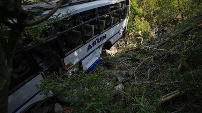 (ویدئو) حمله مسلحانه مرگبار به اتوبوس زائران در کشمیر