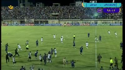 سوت پایان بازی و شادی بازیکنان چادرملو پس از صعود به لیگ برتر